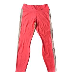 Nike Women’s Medium Leggings